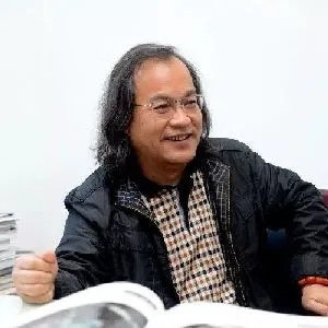 旷小津