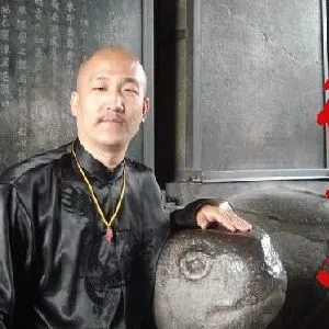 寇中天