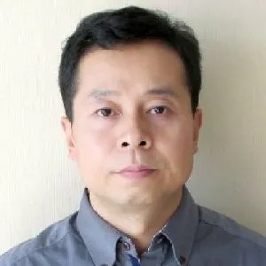 巩朋