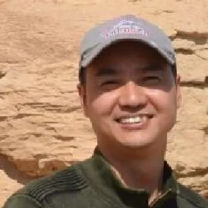 郑坤华