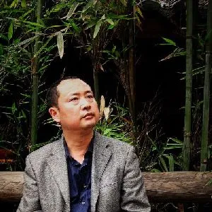 李尤俊