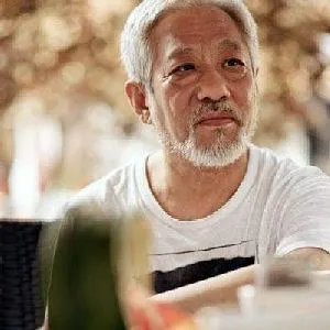 栗宪庭