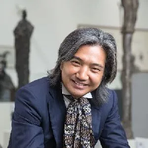 吴为山