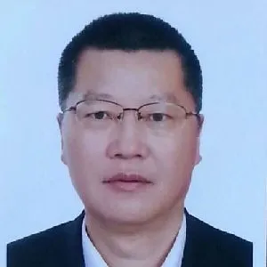 李国平