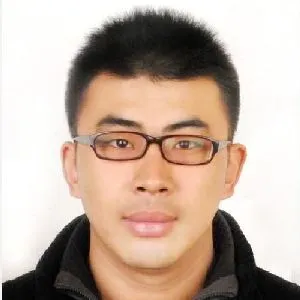 孛启龙