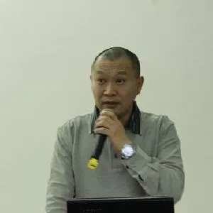 李学斌
