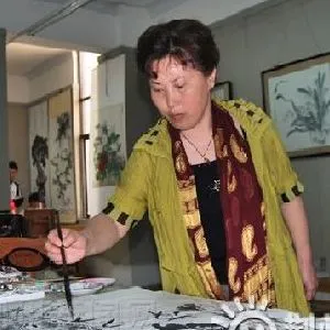 陈秀英