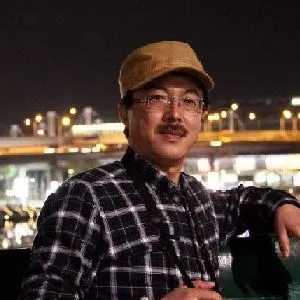 何文青