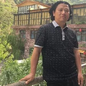 王清亮