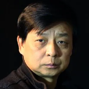 董新杰