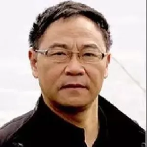 关仁康