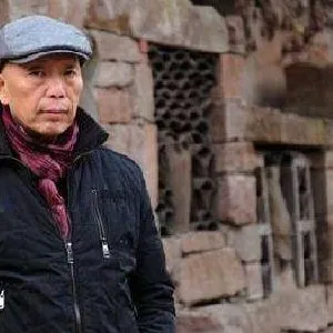 何力平