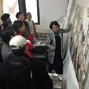 陈艾