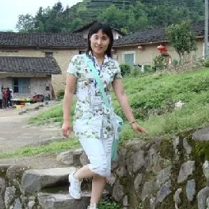 王奕妍