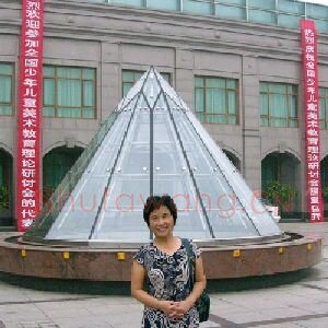 易南萍