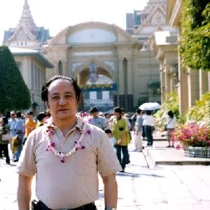 陆鹤龄