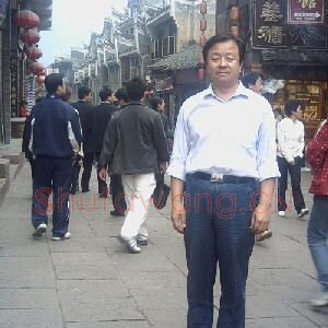 巩德春