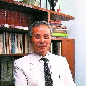 赖少其