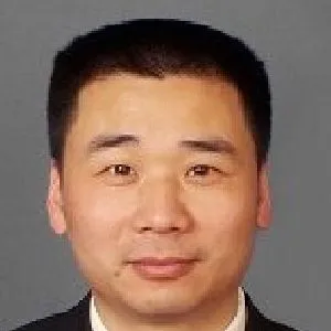 李新卫