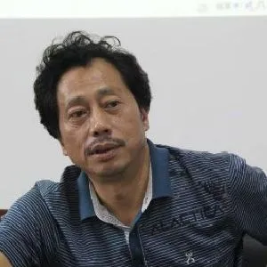 龙湘平