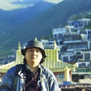 李青