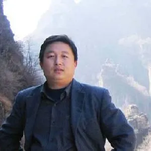 张瑞东
