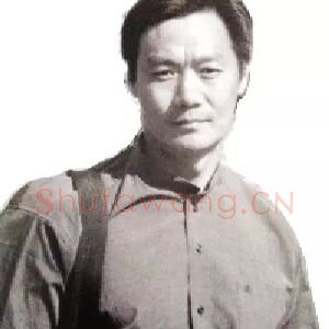 巨云和
