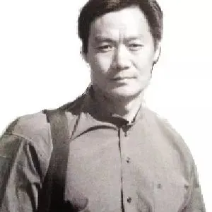 巨云和