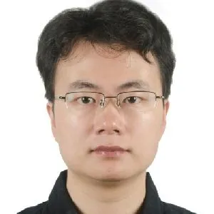 杨勃