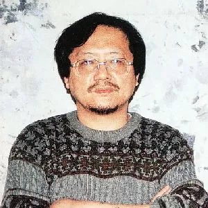 李伟