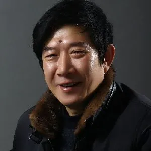 周卫平