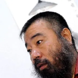 李津