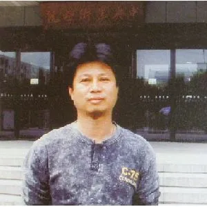 吴东安