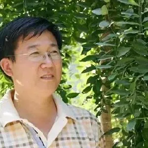 张志久
