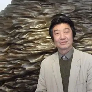秦璞