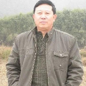 何艺贵