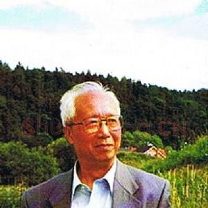 焦可群