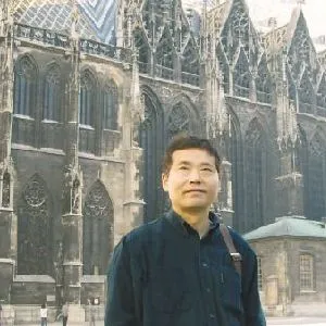 张伟平