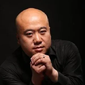 卞宏旭
