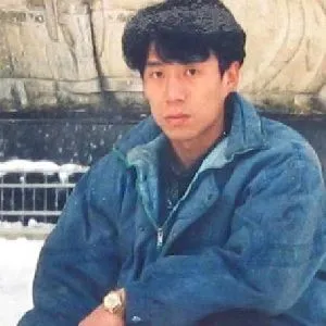 张忆滨