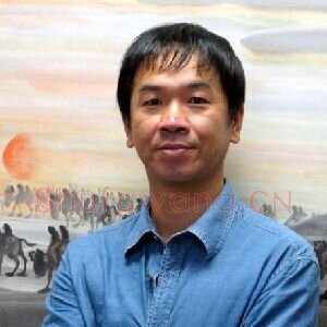 李君明