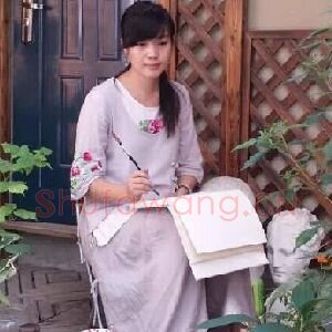 李芳凝