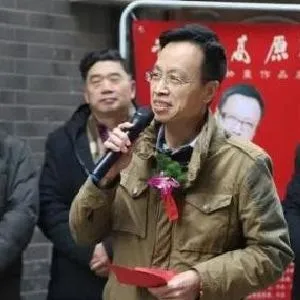 谢凯泽