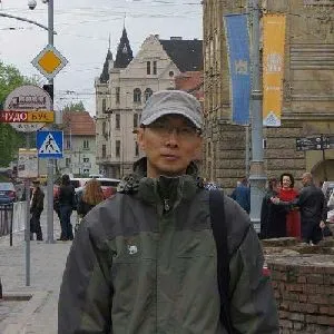郑向东