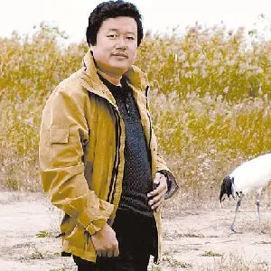 贾荣志
