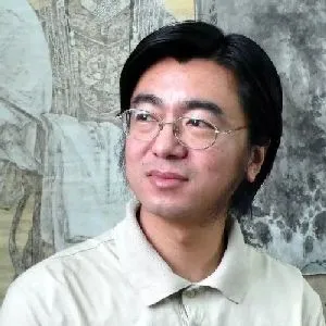梁健