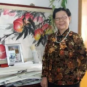 闫品