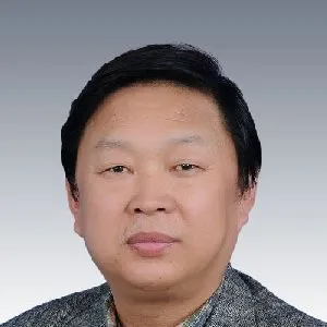 崔新江