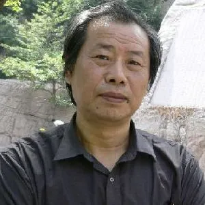 李志明