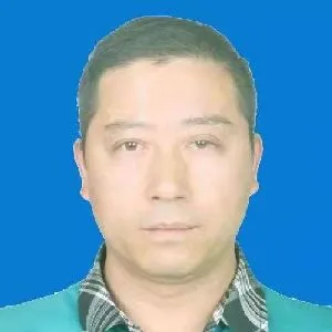 尹育虎